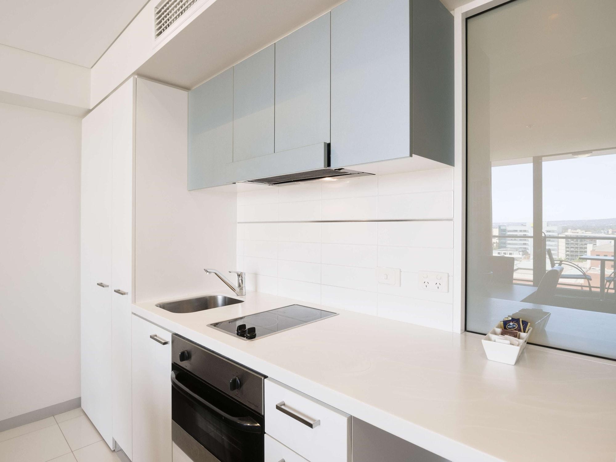 Oaks Adelaide Horizons Suites Extérieur photo