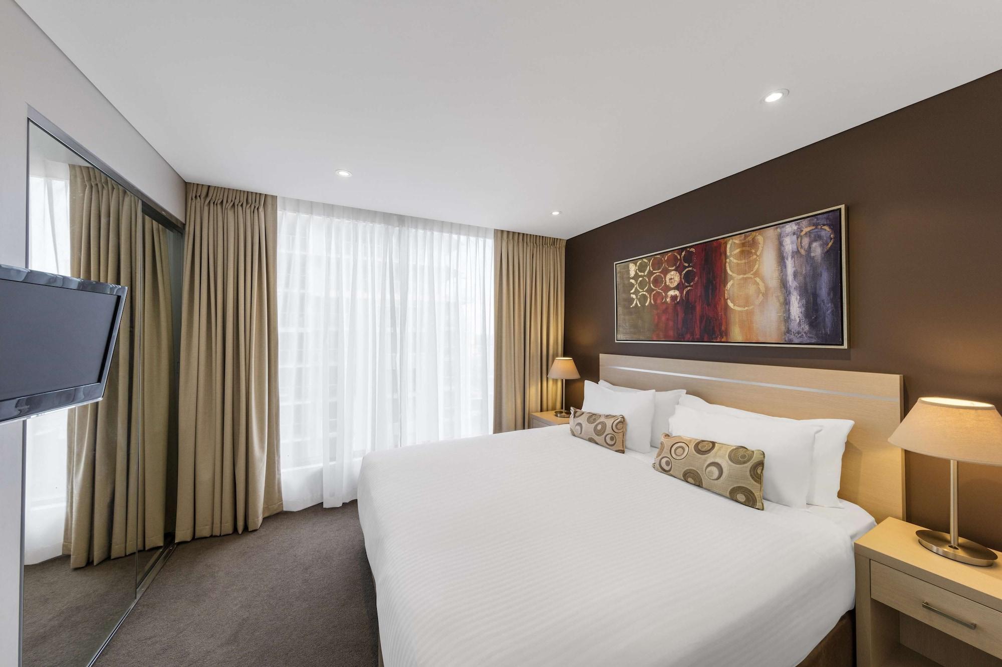 Oaks Adelaide Horizons Suites Extérieur photo