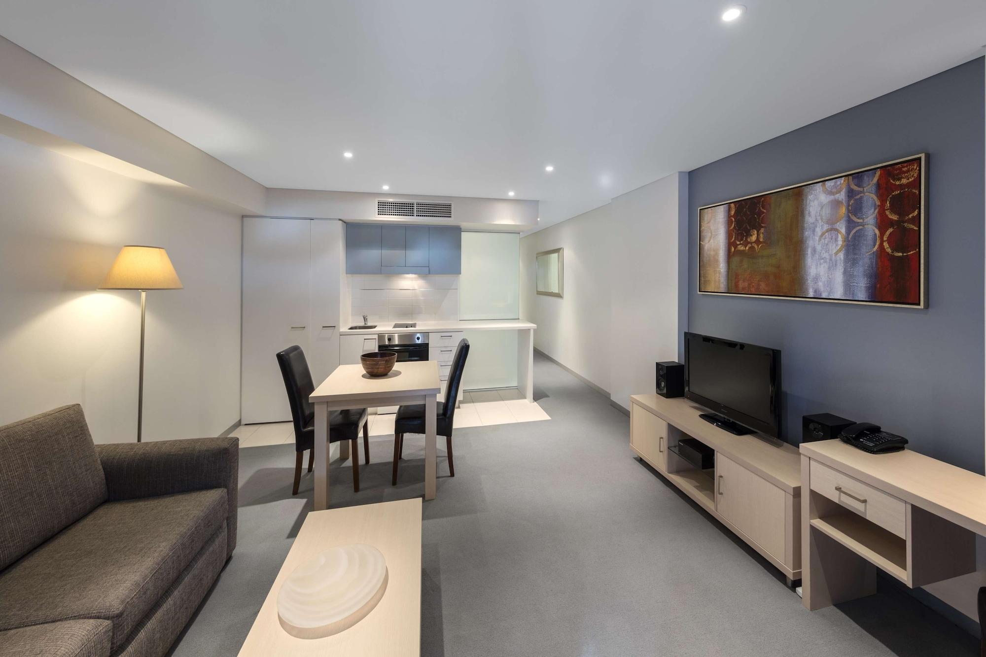 Oaks Adelaide Horizons Suites Extérieur photo