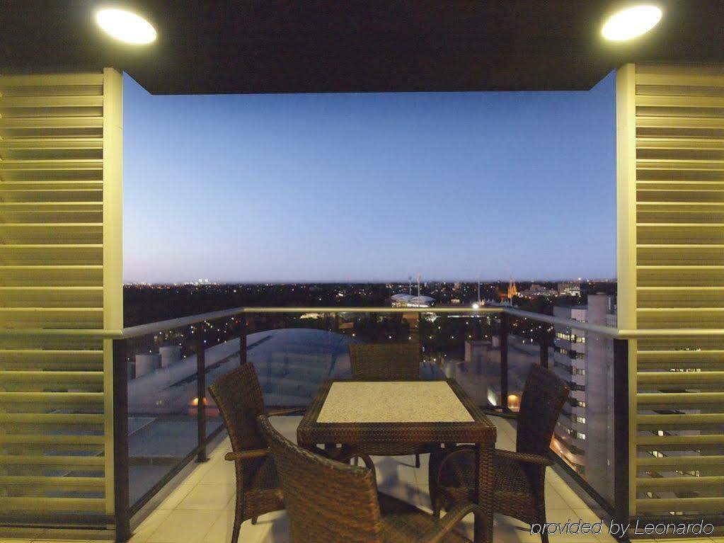 Oaks Adelaide Horizons Suites Extérieur photo
